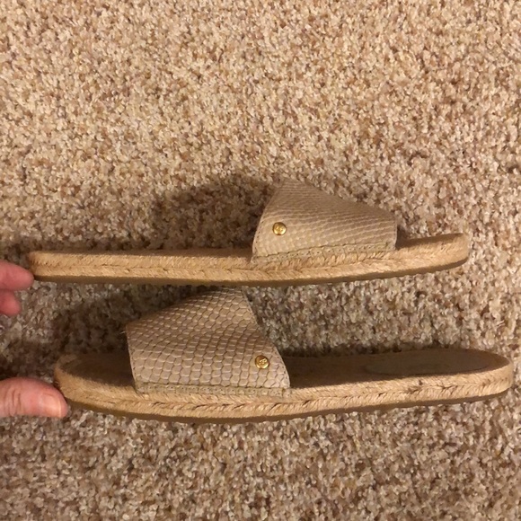 Ugg sandals - Picture 3 of 4